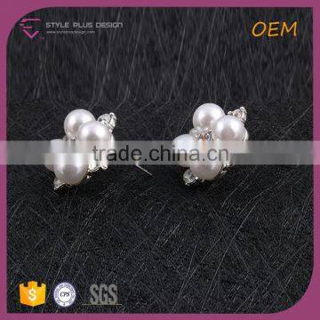 E77998K01 STYLE PLUS Flower Pearl Crystal Stud Earrings Glass Crystal Stone White Pearl Earrings Hot Sale in China photo-3