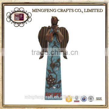 Western Cheap Resin Angel Metal Wing Figurines