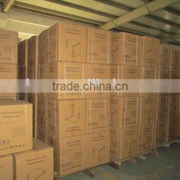 28L Silent Mini Bar Design Portable Mini Fridge for Coca Cola photo-4