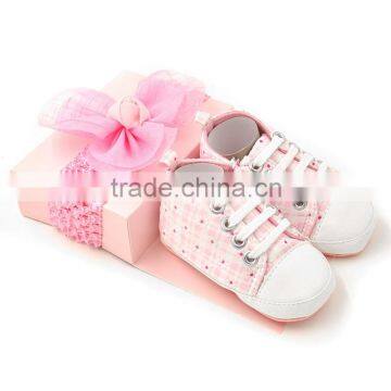 New design newborn baby shoes with headband handmade baby shoes baby shoes 2016 hairband box set in stock