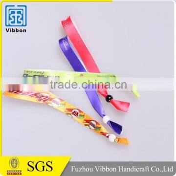 Factory supply cheap price new arrival one time use satin wristband