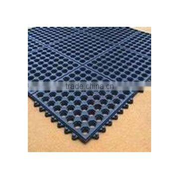 interlocking rubber floor