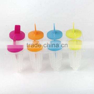 Popsicle shaped plastic ice pop mold with cover