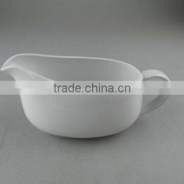 Wholesale white ceramic milk jug /milk pot in stock