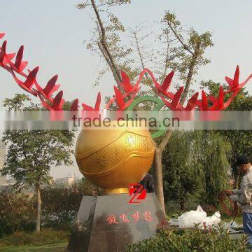 Stainless Steel Golden Ball Sculpture with Peace Dove Statue