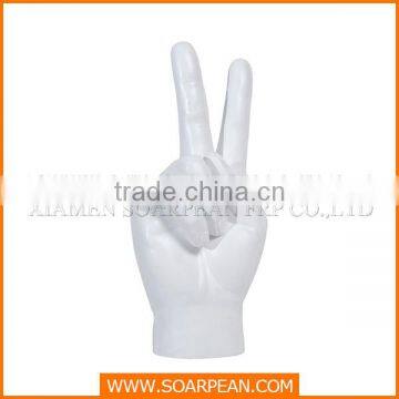 White resin hand figurine victory posture for home decoration