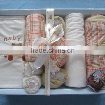 Latest Cute Design Breathable Wholesale Newborn Baby Gift Set