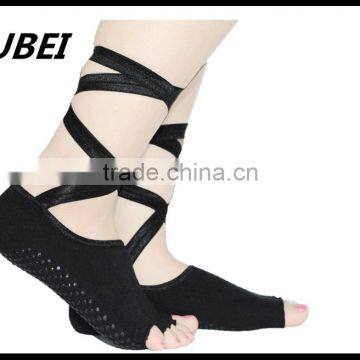 Non-slip Yoga Socks Toe Socks Toe Socks Lace Halter Dance Toe Socks photo-3