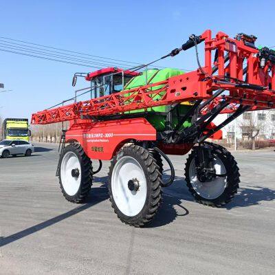 Huaxi 3WPZ-3000 self-propelled spray boom pesticide applicator corn spraying machine manufacturer