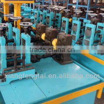 machine for the manufacture of square tubes