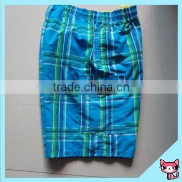 China Factory Manufacturer Grid Hot Short Pants for Men photo-2