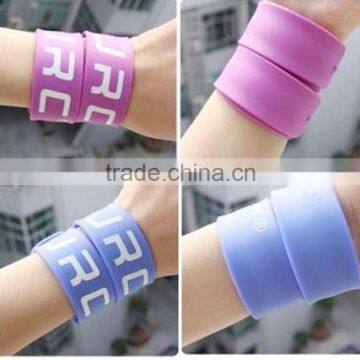 Fashion Silicone Eco-friendly snap bracelet Printing logo customized