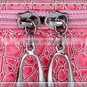 China Made Hard Case Cosmetic Bag Beauty Case Korean Cosmetic Box photo-6