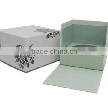 Magnetic closure gift box, magnetic cardboard cosmetic box