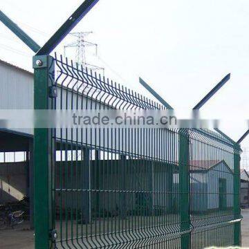 Fence low carbon high quality pvc coated steel wirefence / fence factory