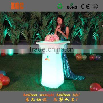 Outdoor Leisure Furniture Round Plastic with LED Light Table