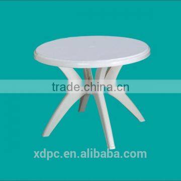 plastic outdoor table for picnic