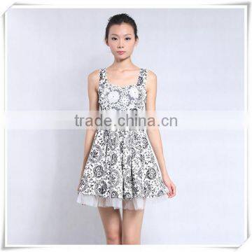 2017 WOMEN'S LACE LINED UNSLEEVE FASHION DRESS