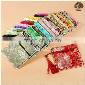 Very Good Quality Silk Brocade Pouch For Wedding Invitation CH044