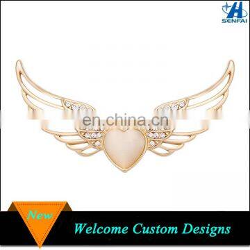 New Arrival Loving Heart Shape Opal Inset Gold Angel Wing Brooch Pins For Promotion