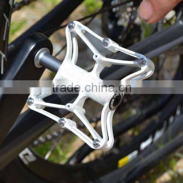 Aluminum Bicycle Pedal With Fashion Outlooking