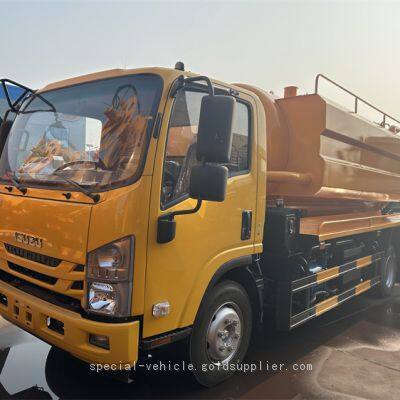 Isuzu pipeline dredging vehicle with suction function made in China