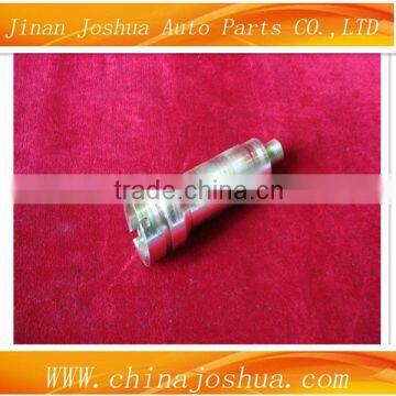 LOW PRICE SALE SINOTRUK truck spare parts VG1540040009 Howo Nozzle holder