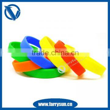 12 Years Manufacturer Silicone Rubber Jingle Bell Bracelet/ Transparent Silicone Bracelet photo-4