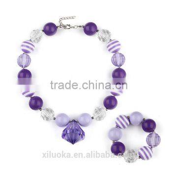 Factory sale jewelry beaded necklace set with lucite diamond pendant and bracelet