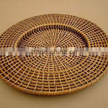 Paras Rattan Plate