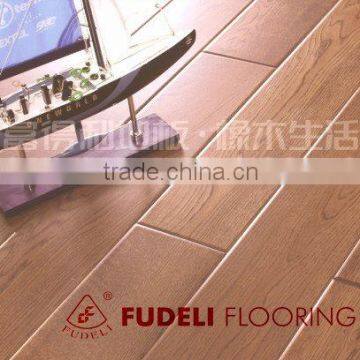 Oak wood flooring