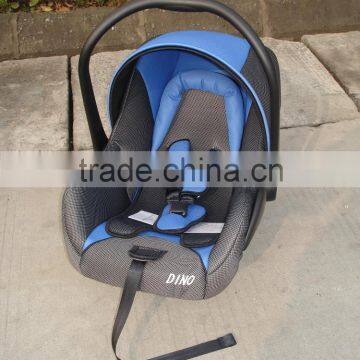 2015 Baby Car Seat With 3 Point Safety Belt and 2postion Seat Pass ECE R44/04 With Footcover and Cotton for You Chsoe . photo-2