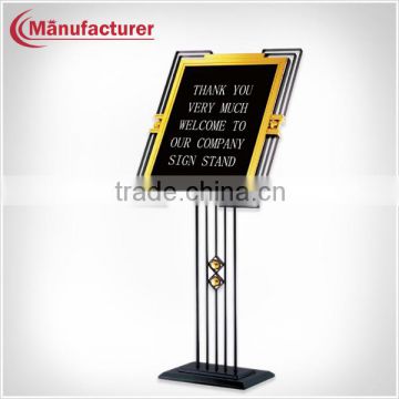 2014 Fashion promotional bevel sign board /black wire hotel indicated sign stand