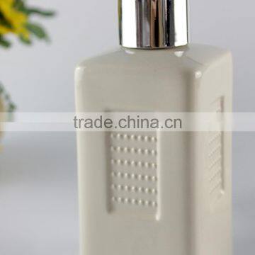 Custom Design 2 PCS Ceramic Bulk Bath Accessories Shampoo Bottle and Soap Dish photo-5