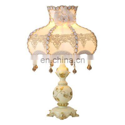 European palace luxury retro simple high-end bedroom living room ceramic table lamp