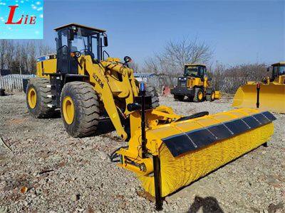 XCMG ZL50GN Wheel Loader Road Cleaning Sweeper Angle Sweeper for Wheel Loader photo-4