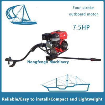 Маленький бензиновый внебортный двигатель для рыболовной лодки. Я имею в виду пропеллер для доночной лодки с длинным хвостом.