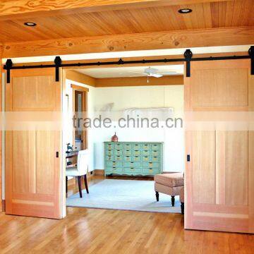 Traditional T style veneered wooden barn doors for hall