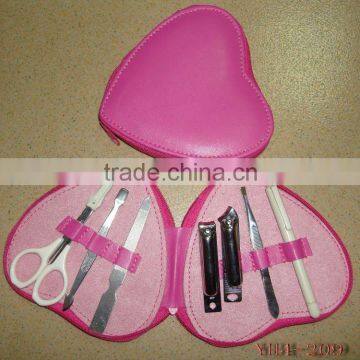 promotion gift heart shape manicure set