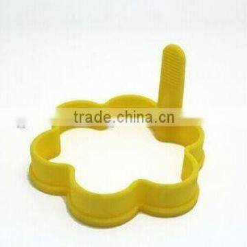 Flower Shape Kitchen silicone fried egg mould