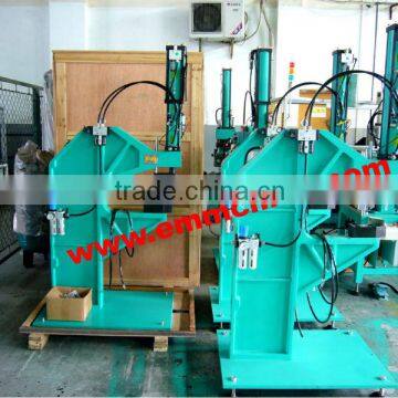 EEC08 truck frame process manual riveting machine