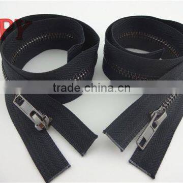 metal zipper