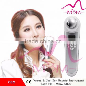 Multi-functional Handheld facial beauty instrument ionic skin cleaning machine