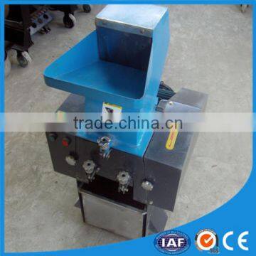 High Quality stainless steel Animal Bone Crushing Machine/ chicken bone crusher/ grinder