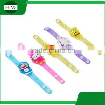Promotional Christmas Gifts Kids Play Silicon LED Grow Bracelet photo-4