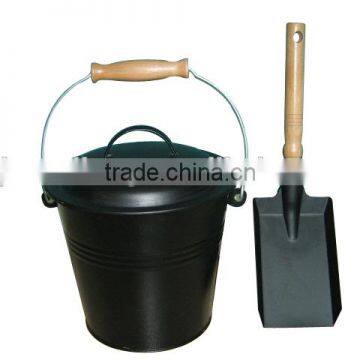 Coal bucket with shovel