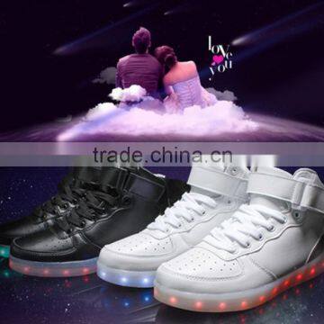 Comfort stylish casual men luminous running LED flash shoes