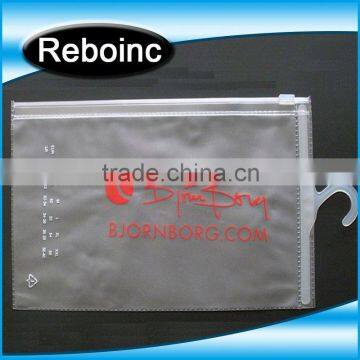 2015 hot selling fabric garment bag with pvc window