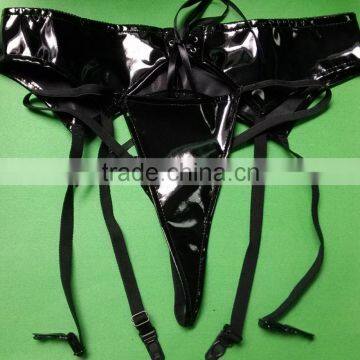 Women Faux Leather Garter Lingerie Wet Look Garter Clips for Stockings Sexy Gothic Style Belts Suspender With G-string