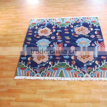 Flower Pattern Woollen Carpet photo-2